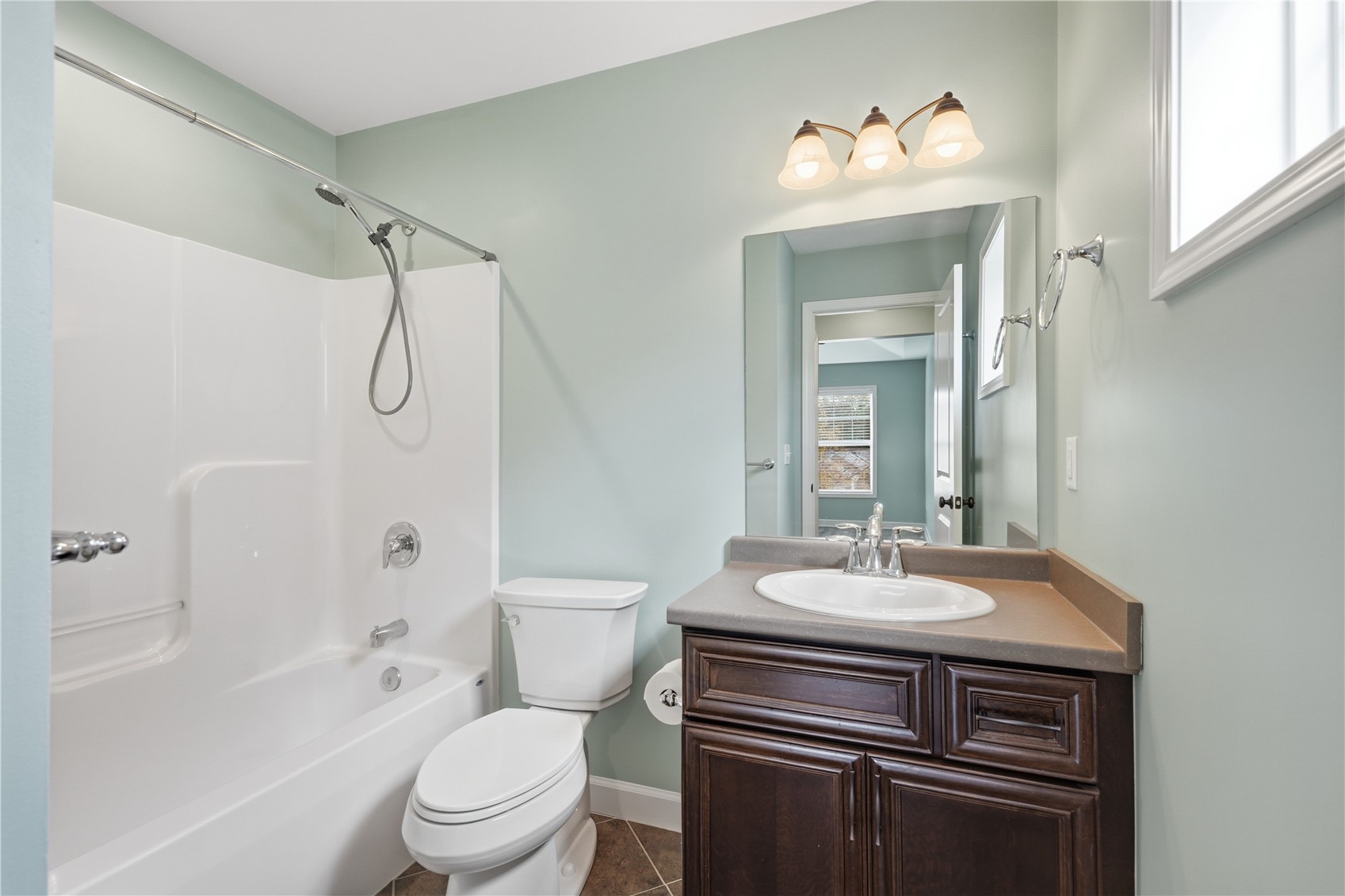 628 Walker Circle Iowa City IA 52245