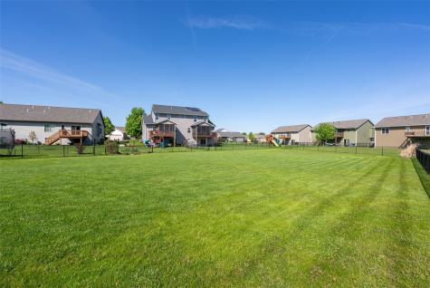 10 Ash Court North Liberty IA 52317