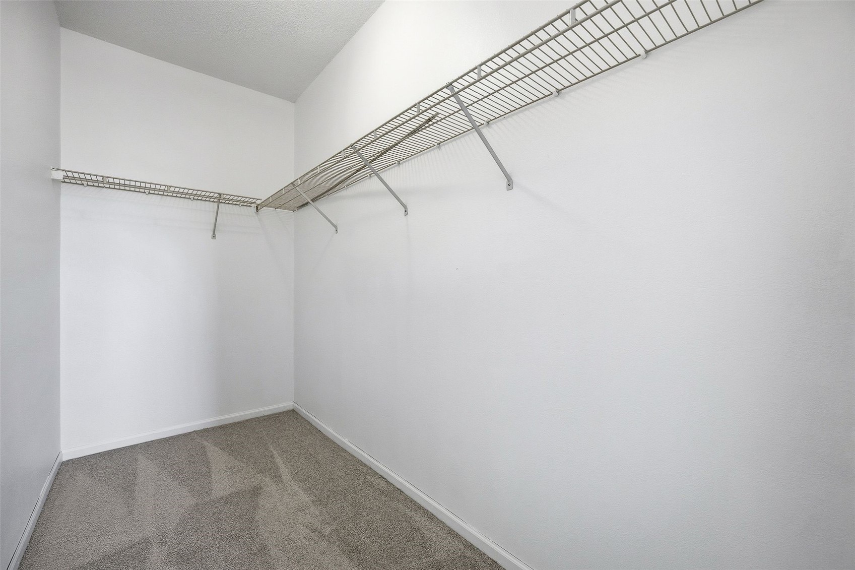 4604 1st Avenue NW Cedar Rapids IA 52405