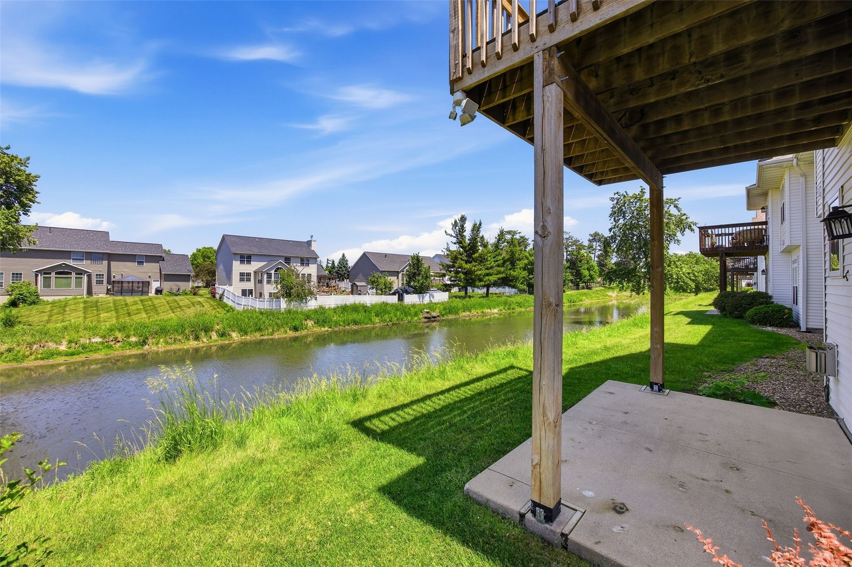 4604 1st Avenue NW Cedar Rapids IA 52405