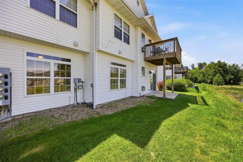 4604 1st Avenue NW Cedar Rapids IA 52405