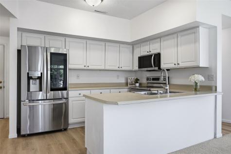 4604 1st Avenue NW Cedar Rapids IA 52405