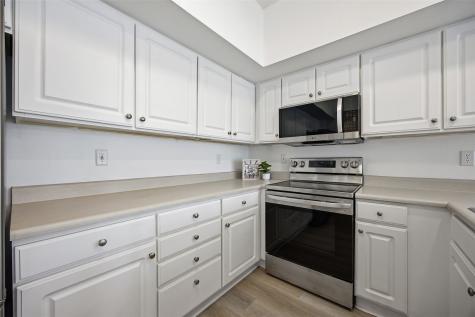 4604 1st Avenue NW Cedar Rapids IA 52405