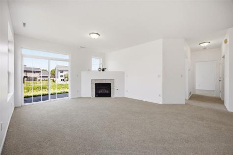 4604 1st Avenue NW Cedar Rapids IA 52405