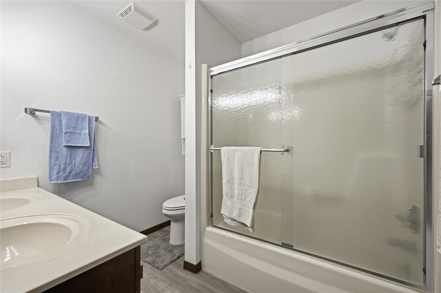 4127 Lexington Drive NE Cedar Rapids IA 52402