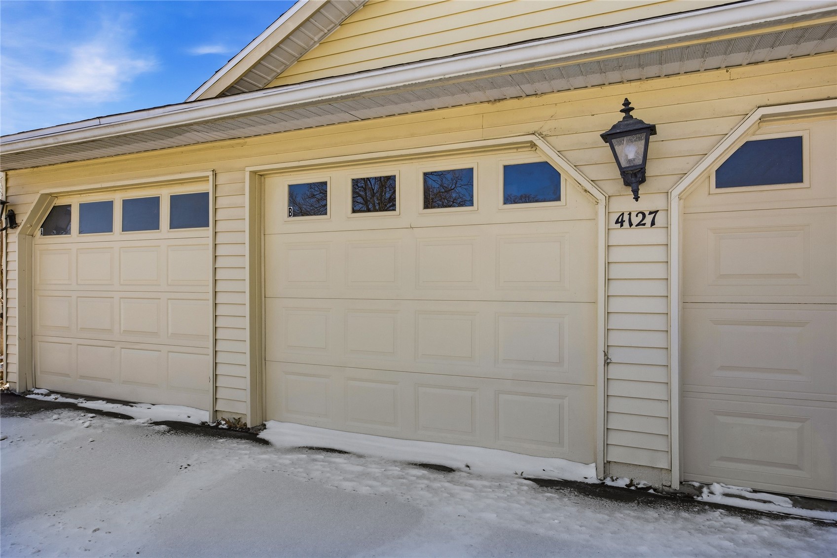 4127 Lexington Drive NE Cedar Rapids IA 52402