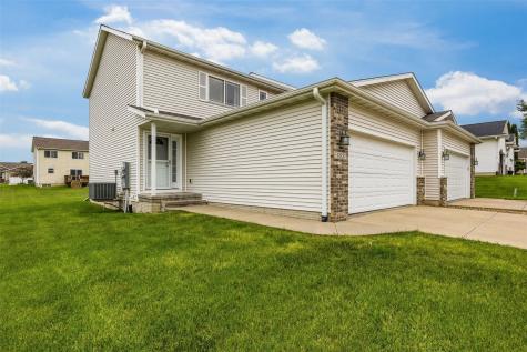 1557 Hunters Creek Way Marion IA 52302
