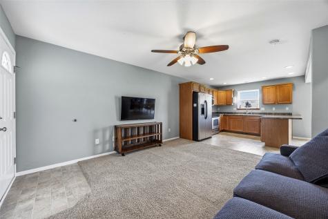 1557 Hunters Creek Way Marion IA 52302