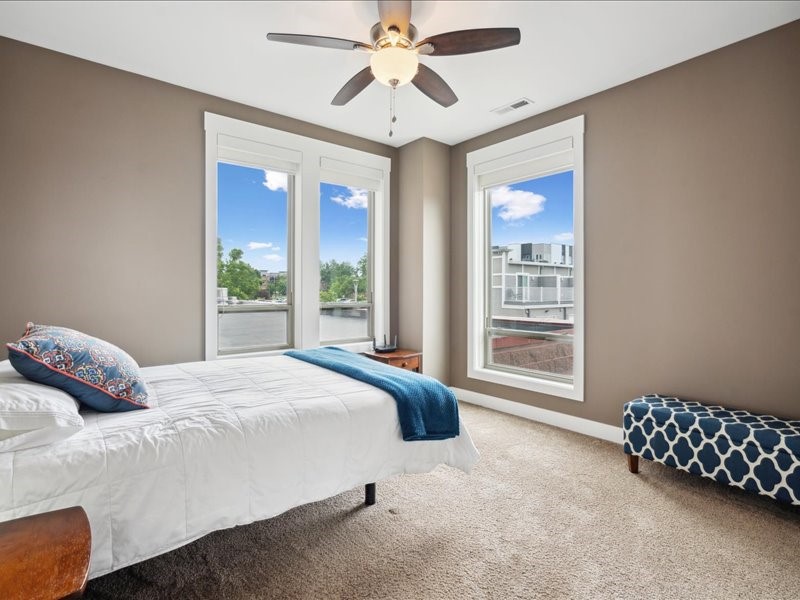 100 4th Avenue SW Cedar Rapids IA 52404