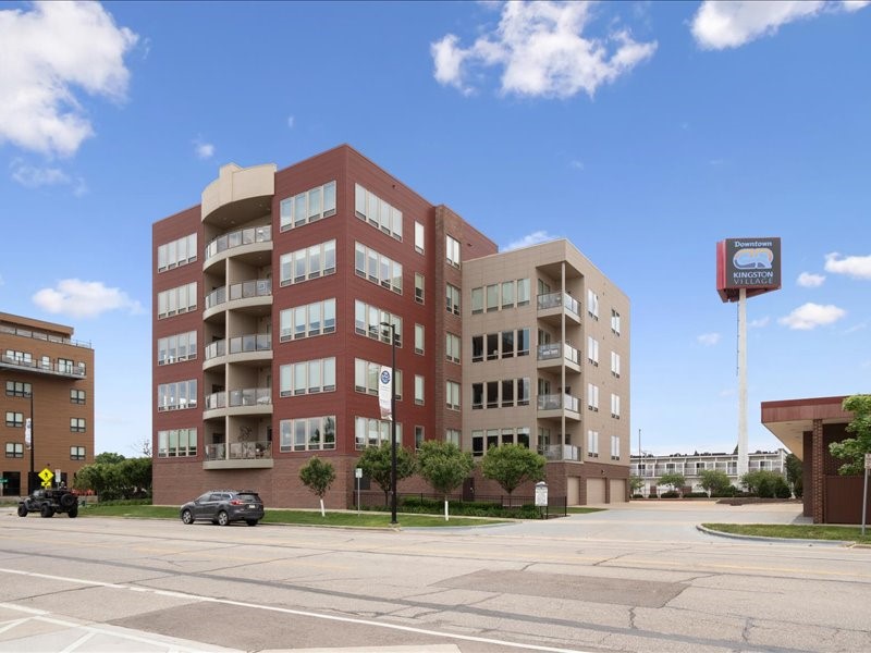 100 4th Avenue SW Cedar Rapids IA 52404