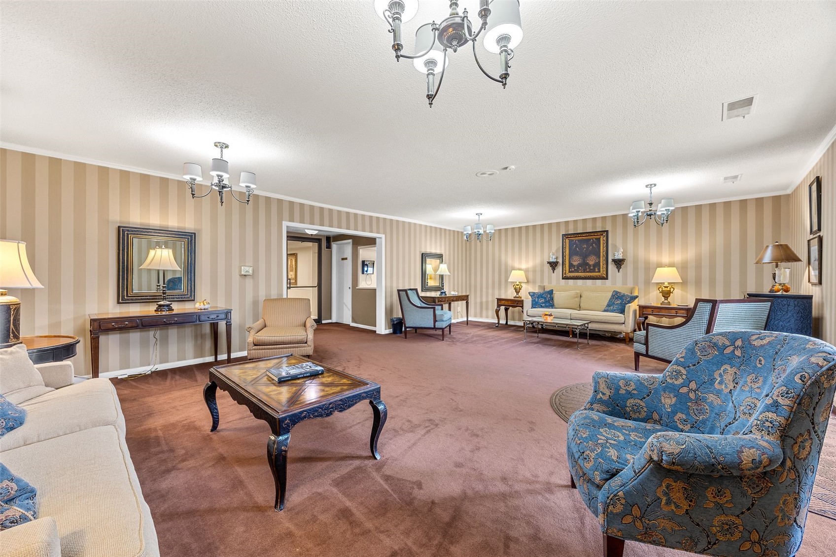 130 Thompson Drive SE Cedar Rapids IA 52403