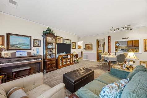 130 Thompson Drive SE Cedar Rapids IA 52403