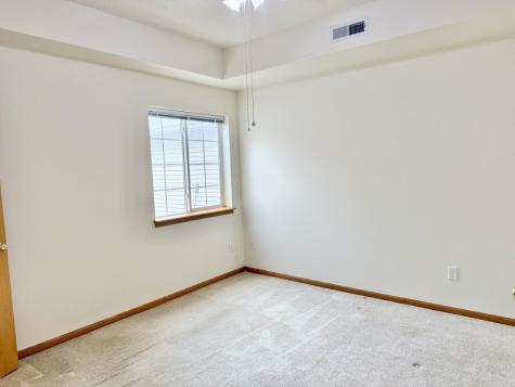2706 Triple Crown Lane Iowa City IA 52240