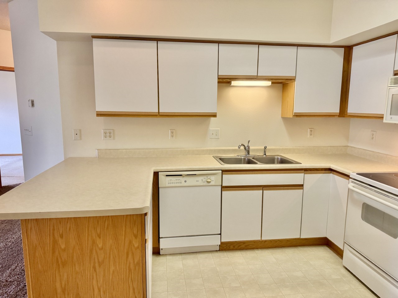 2706 Triple Crown Lane Iowa City IA 52240
