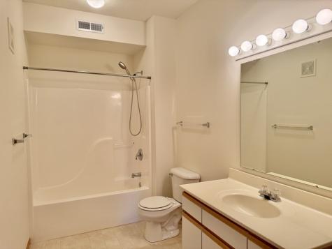 2706 Triple Crown Lane Iowa City IA 52240