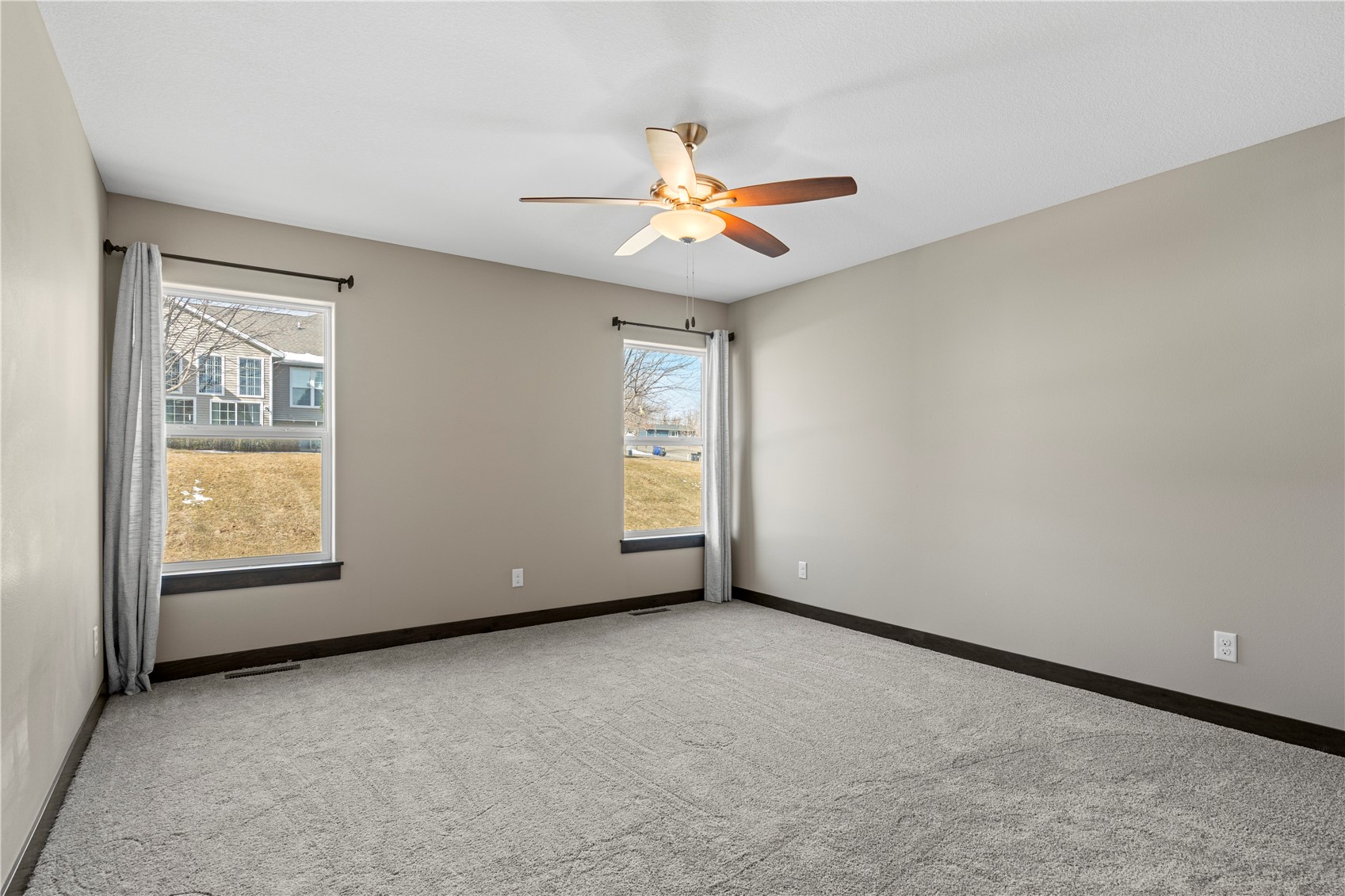 3535 Pioneer Avenue SE Cedar Rapids IA 52403