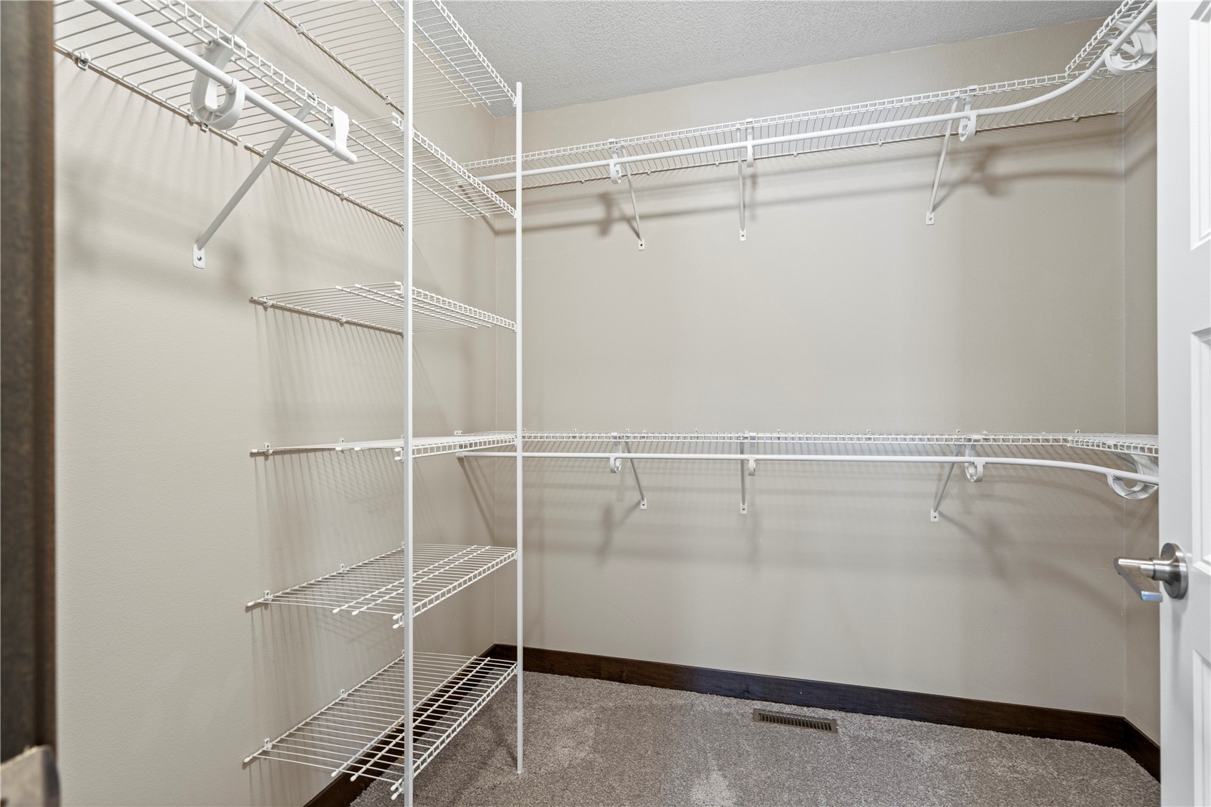 3535 Pioneer Avenue SE Cedar Rapids IA 52403