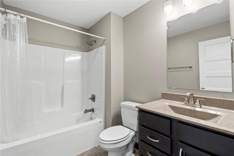 3535 Pioneer Avenue SE Cedar Rapids IA 52403