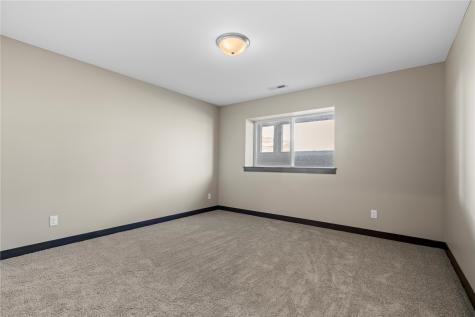 3535 Pioneer Avenue SE Cedar Rapids IA 52403