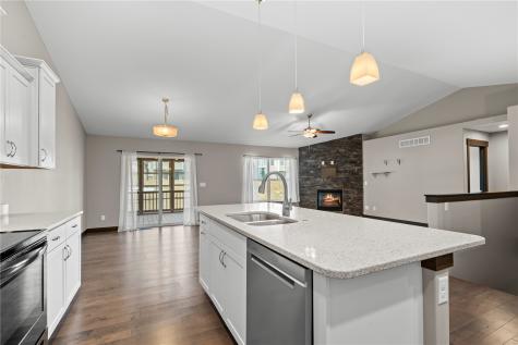 3535 Pioneer Avenue SE Cedar Rapids IA 52403