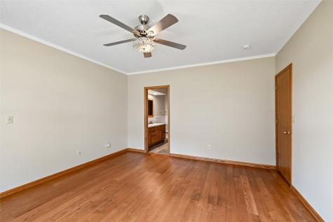 480 Burdette Drive SW Cedar Rapids IA 52404