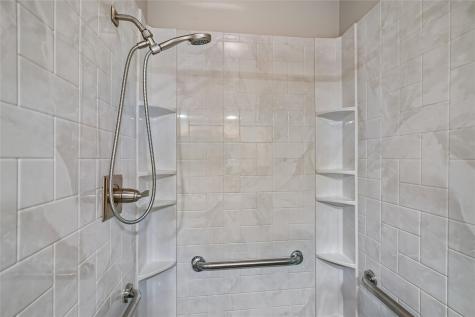 480 Burdette Drive SW Cedar Rapids IA 52404