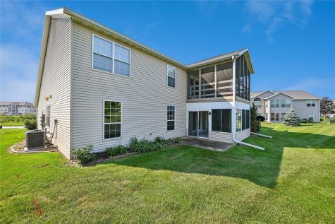 480 Burdette Drive SW Cedar Rapids IA 52404