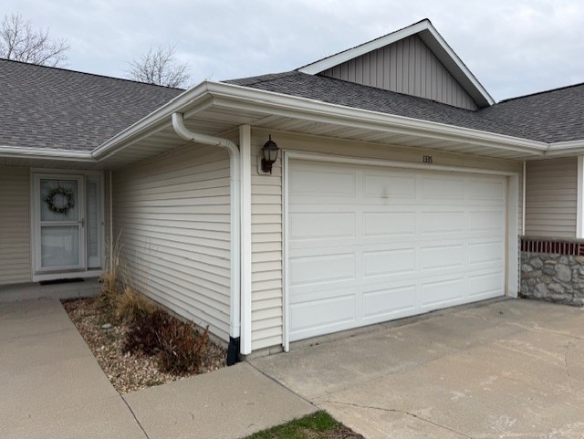 1335 Crescent View NE Cedar Rapids IA 52402