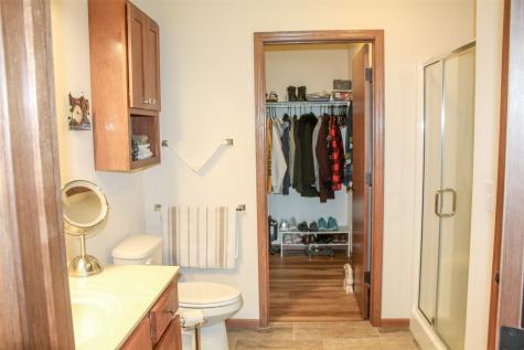 1335 Crescent View NE Cedar Rapids IA 52402