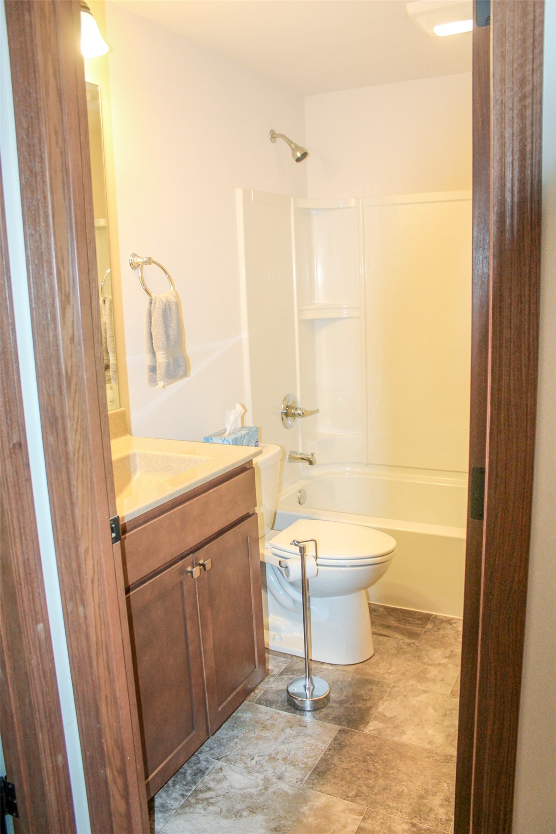 1335 Crescent View NE Cedar Rapids IA 52402