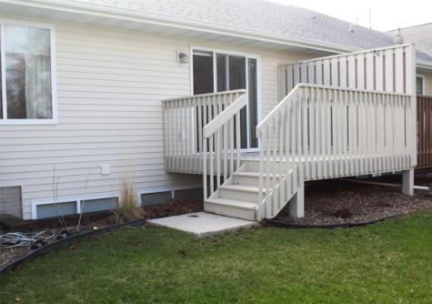 1335 Crescent View NE Cedar Rapids IA 52402