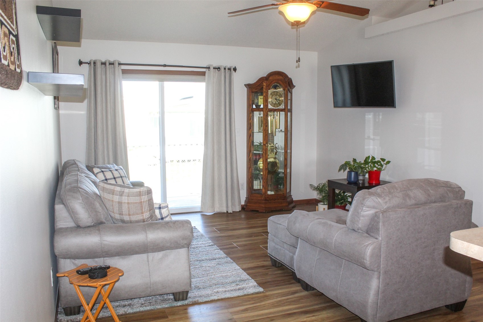 1335 Crescent View NE Cedar Rapids IA 52402