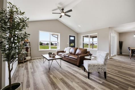 1623 Petrus Drive NE Cedar Rapids IA 52402