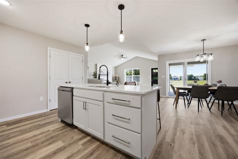 1623 Petrus Drive NE Cedar Rapids IA 52402