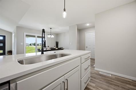 1623 Petrus Drive NE Cedar Rapids IA 52402