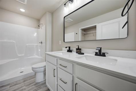1623 Petrus Drive NE Cedar Rapids IA 52402