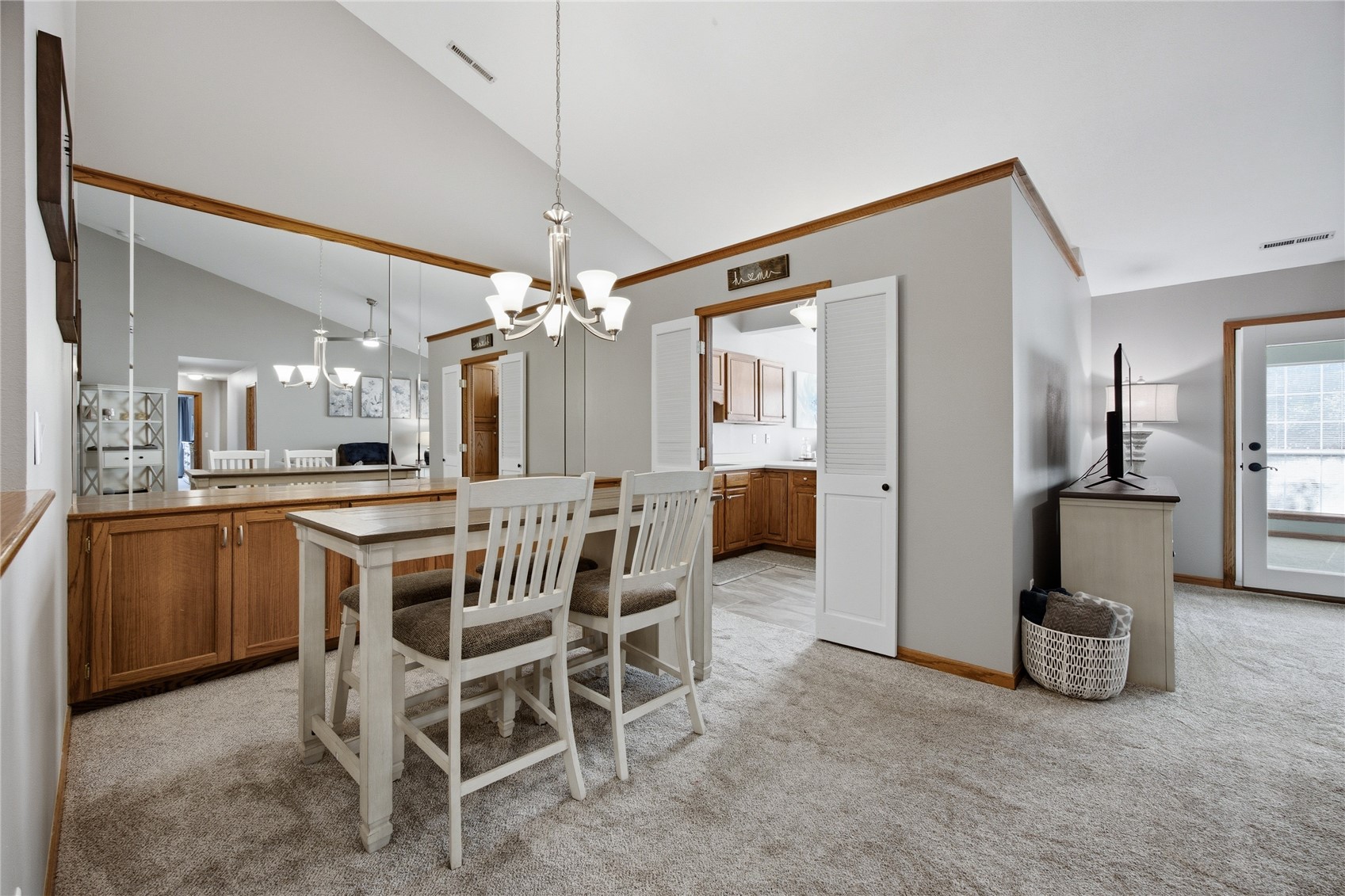 4730 Westchester Drive NE Cedar Rapids IA 52402
