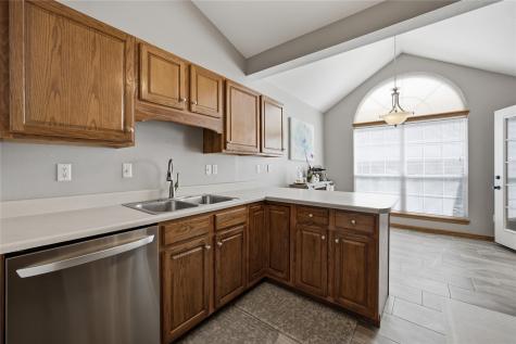 4730 Westchester Drive NE Cedar Rapids IA 52402