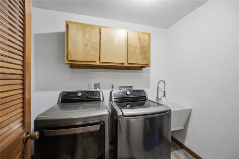 4730 Westchester Drive NE Cedar Rapids IA 52402