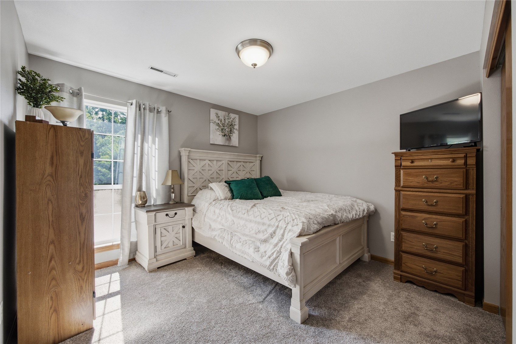 4730 Westchester Drive NE Cedar Rapids IA 52402