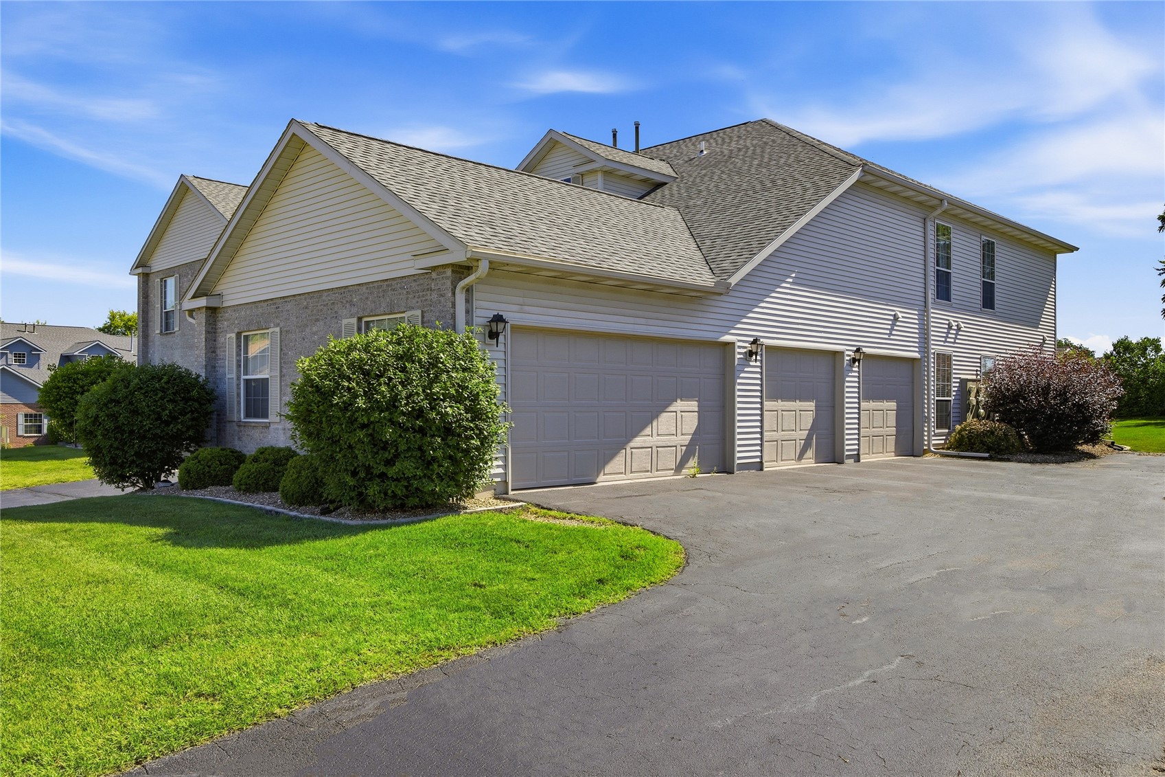4730 Westchester Drive NE Cedar Rapids IA 52402