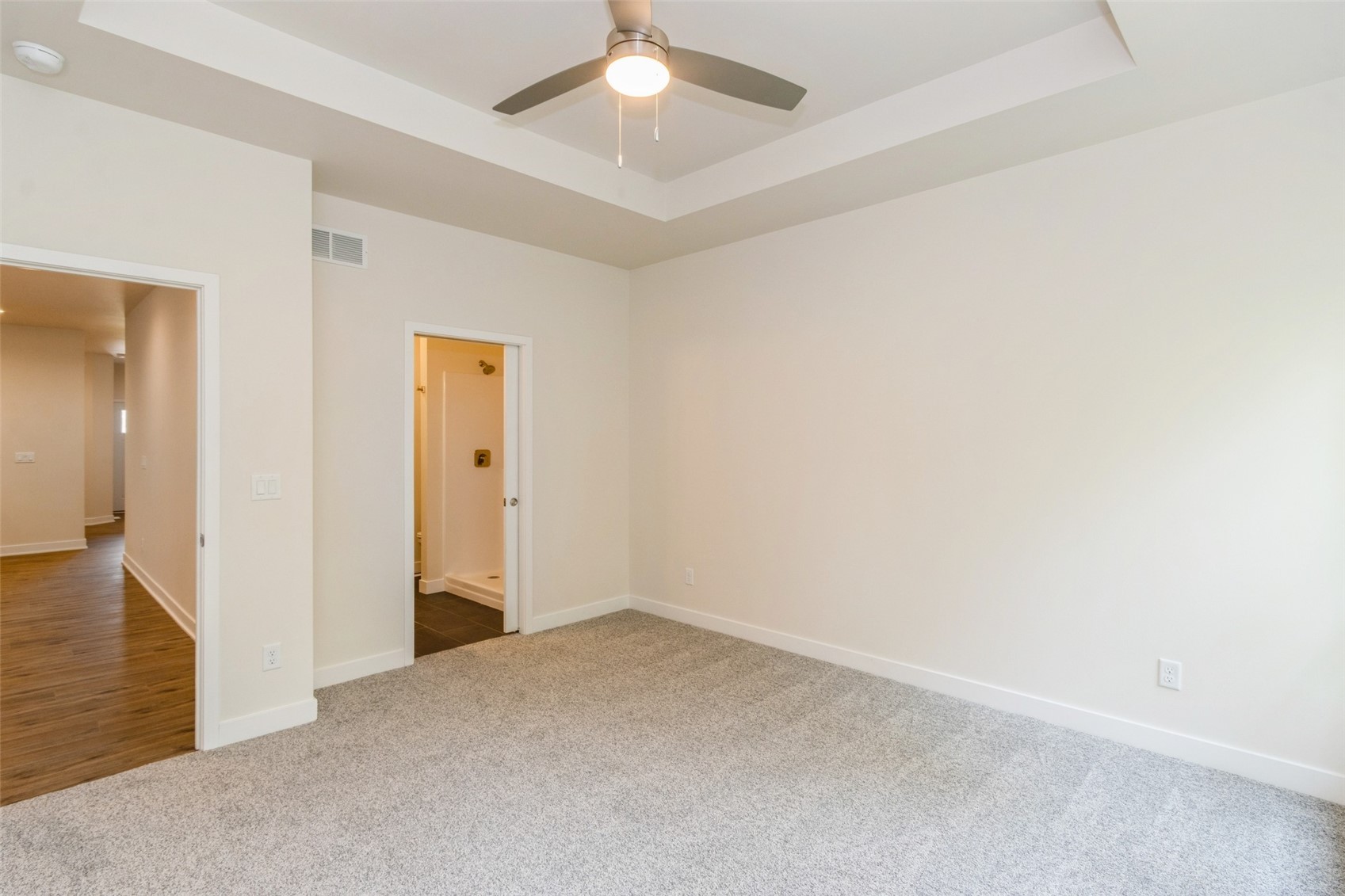 3100 Sunflower Street Ely IA 52227