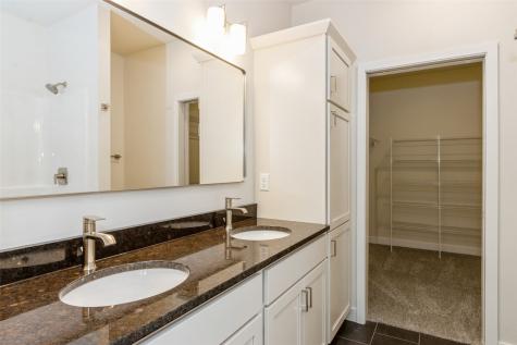 3100 Sunflower Street Ely IA 52227
