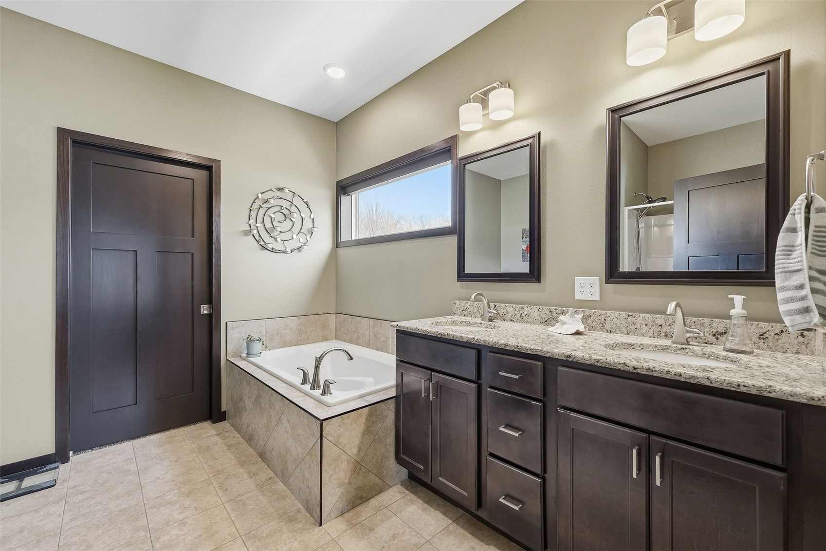 317 Wolfe Lane NE Mt Vernon IA 52314