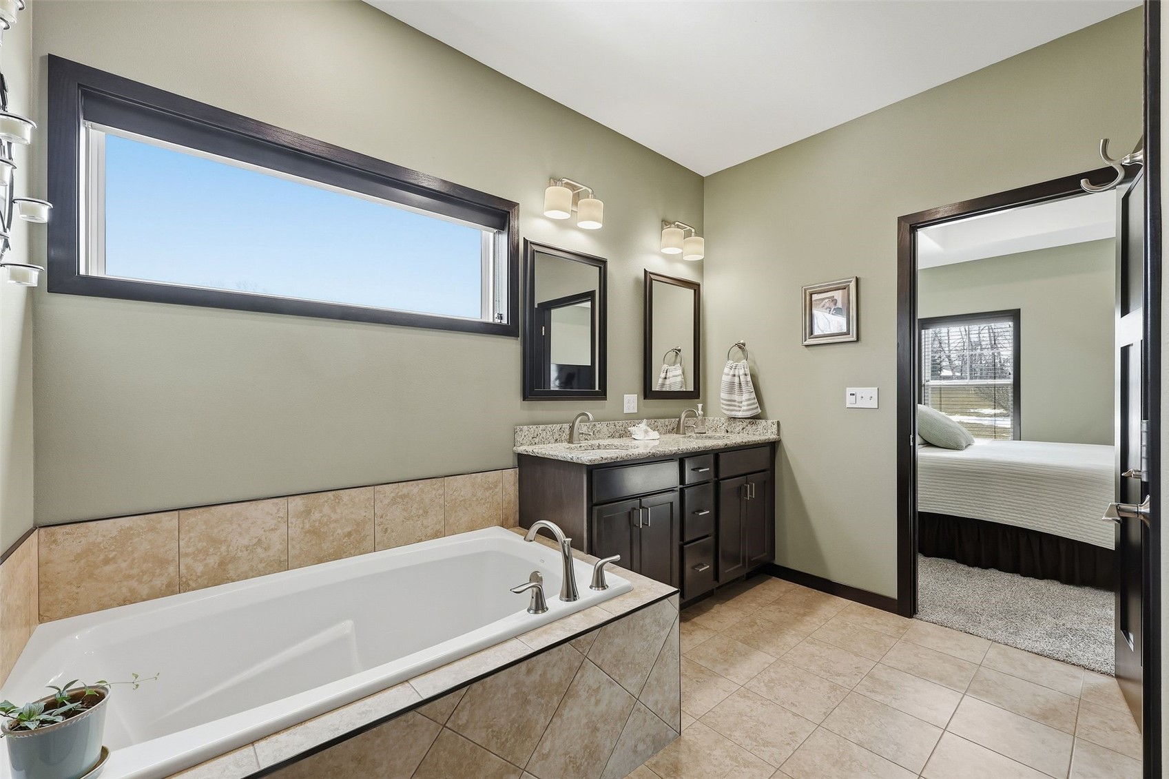 317 Wolfe Lane NE Mt Vernon IA 52314