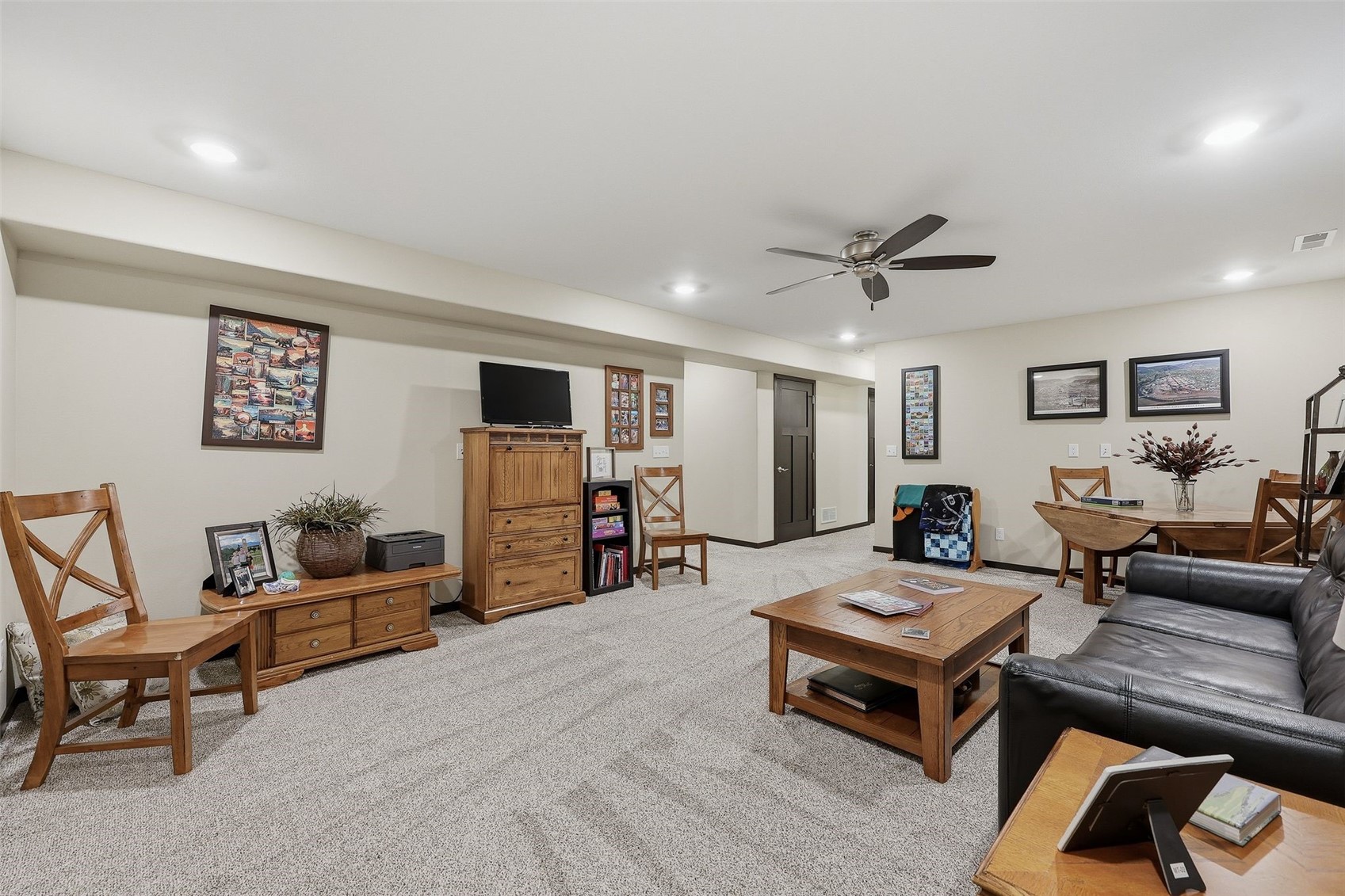 317 Wolfe Lane NE Mt Vernon IA 52314