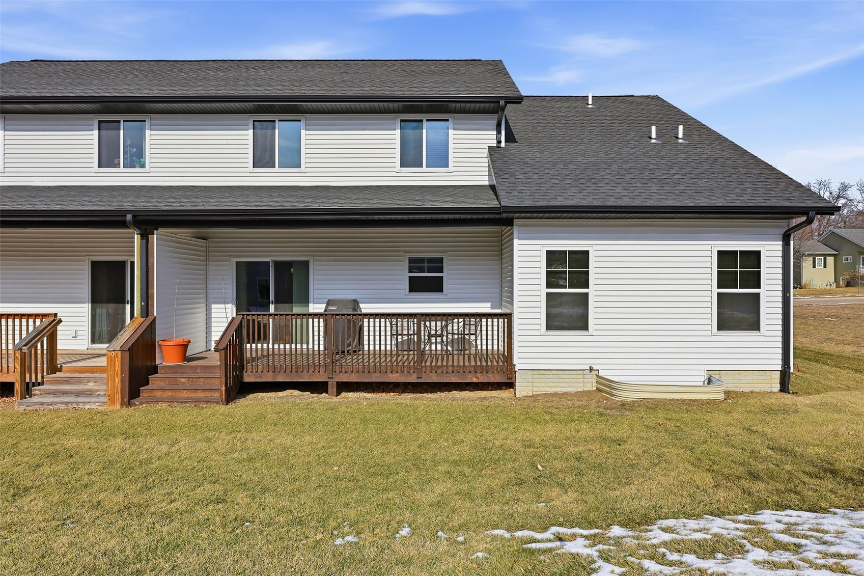 317 Wolfe Lane NE Mt Vernon IA 52314