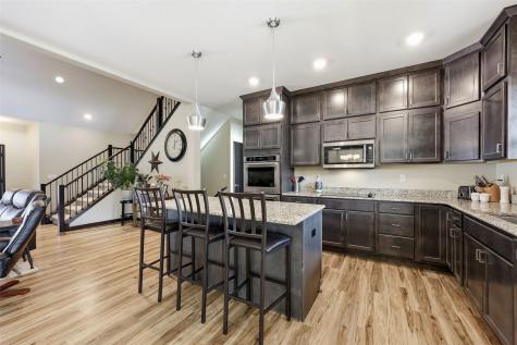 317 Wolfe Lane NE Mt Vernon IA 52314