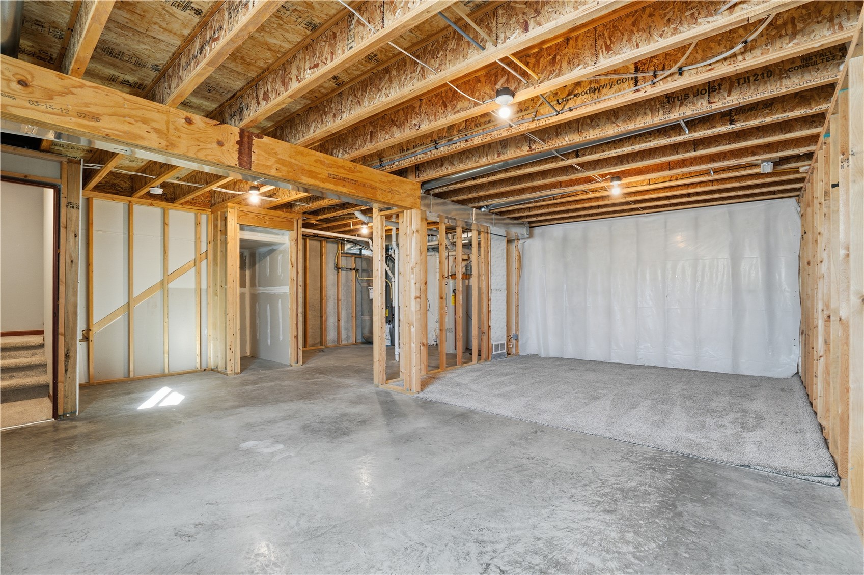 107 Woodstone Lane SW Cedar Rapids IA 52404