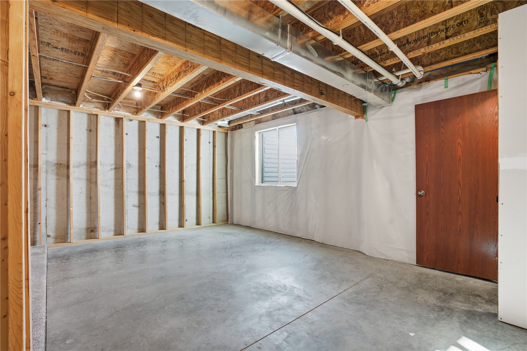 107 Woodstone Lane SW Cedar Rapids IA 52404